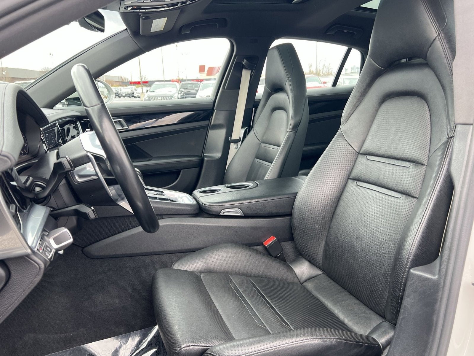 2018 Porsche Panamera 4