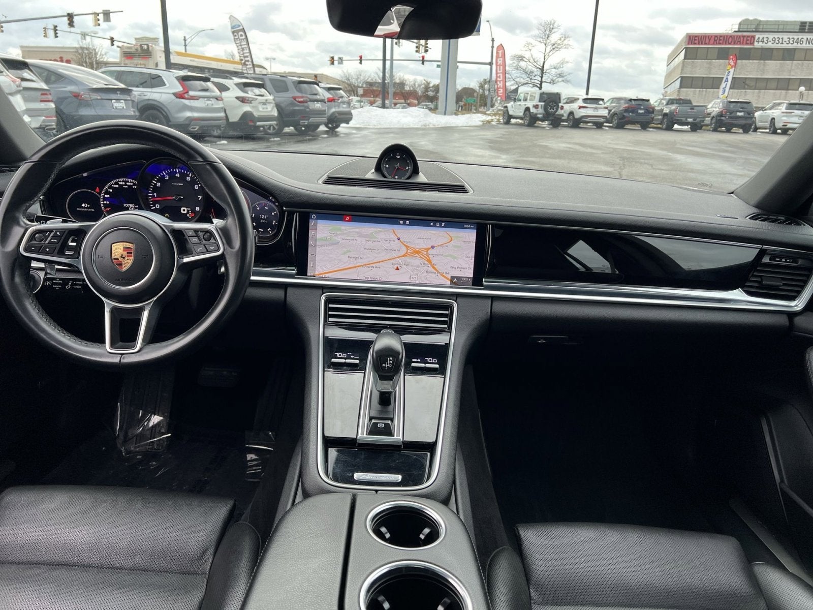 2018 Porsche Panamera 4