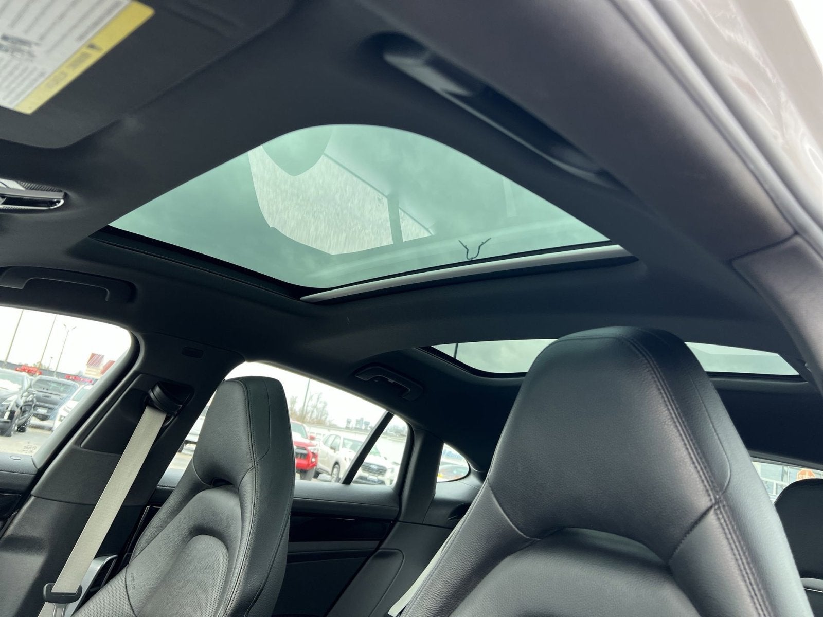 2018 Porsche Panamera 4