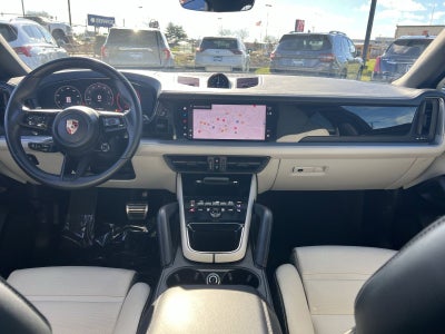 2024 Porsche Cayenne Coupe S