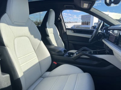 2024 Porsche Cayenne Coupe S