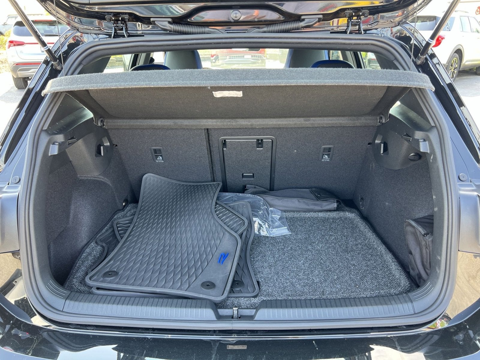 2026 Volkswagen Golf R 2.0T