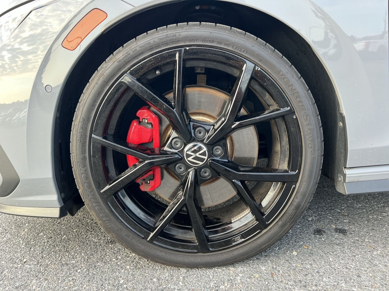 2024 Volkswagen Golf GTI Autobahn