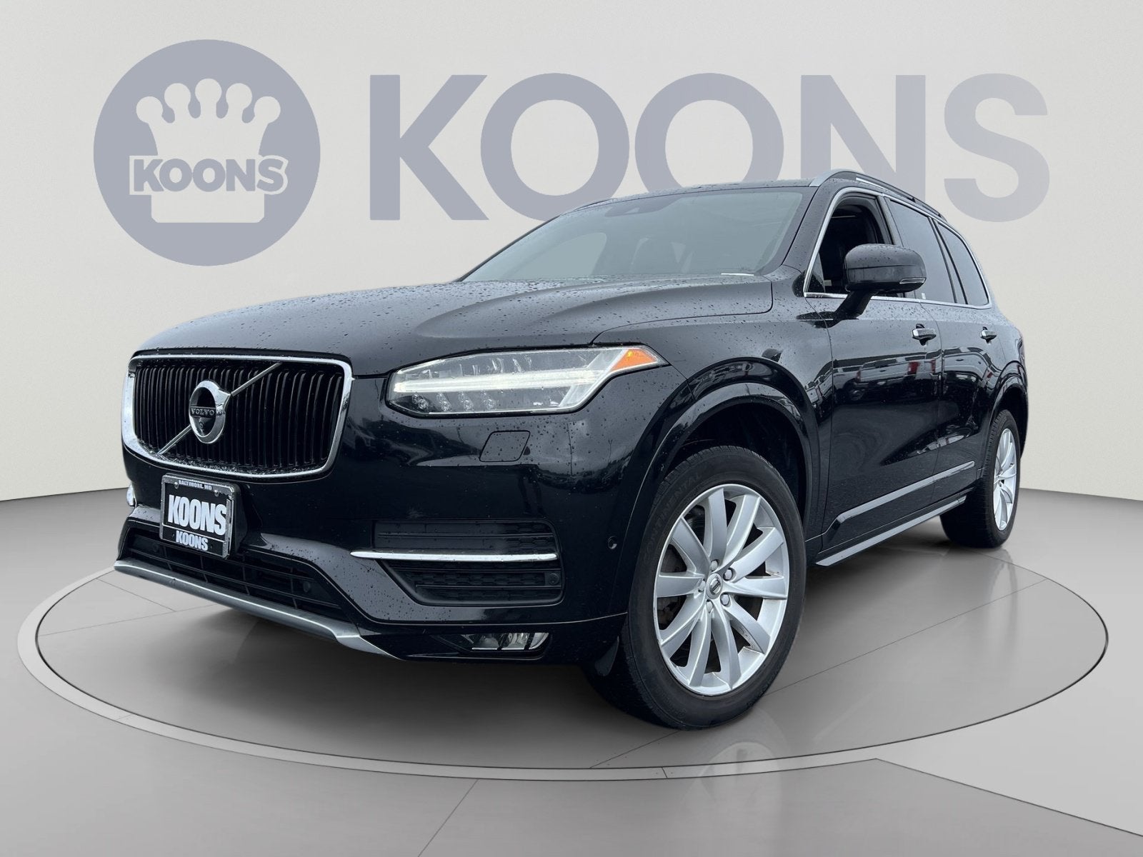 2017 Volvo XC90 T6 Momentum
