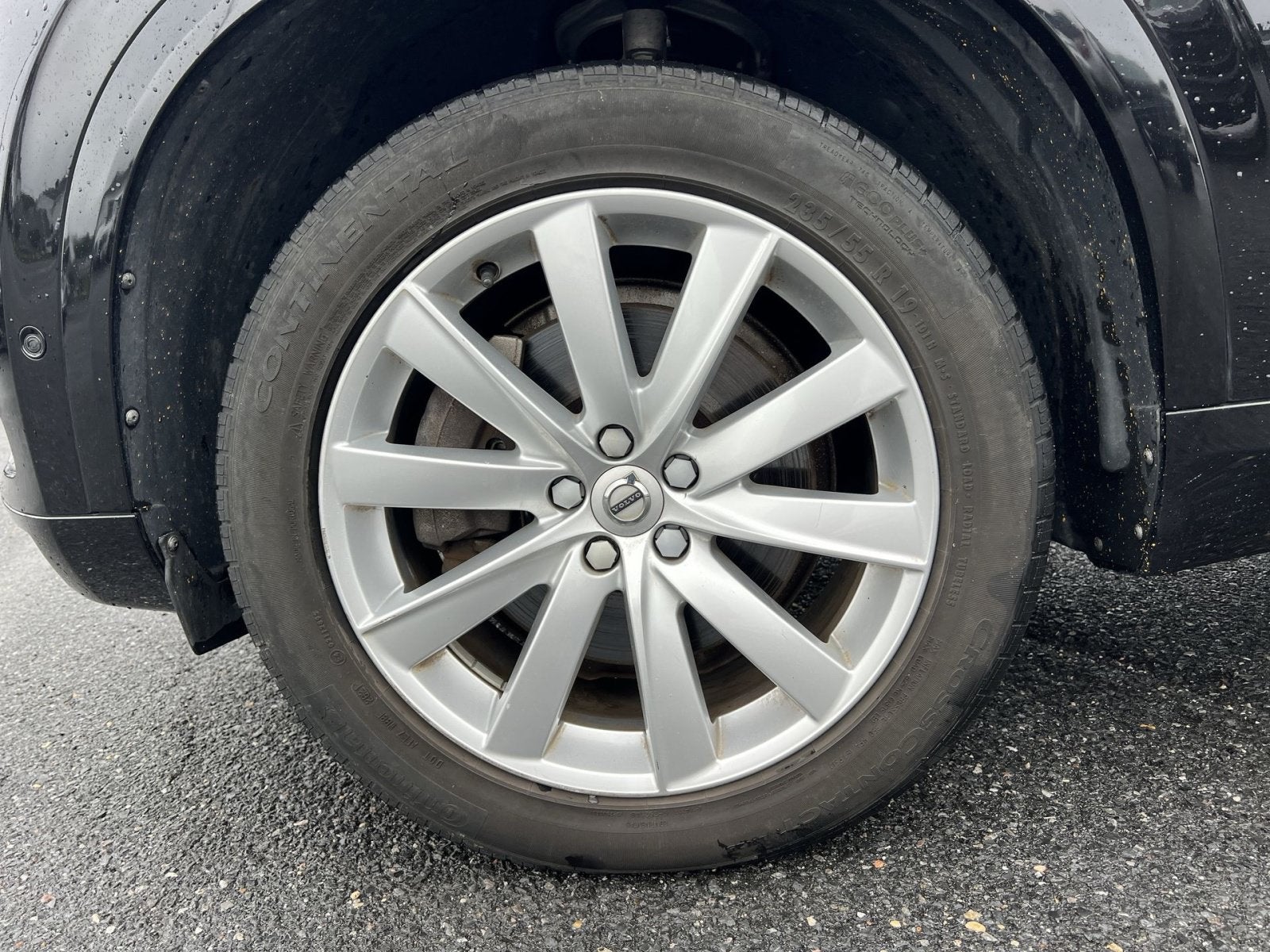 2017 Volvo XC90 T6 Momentum