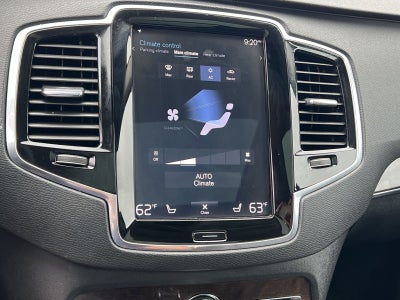 2017 Volvo XC90 T6 Momentum