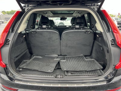 2017 Volvo XC90 T6 Momentum