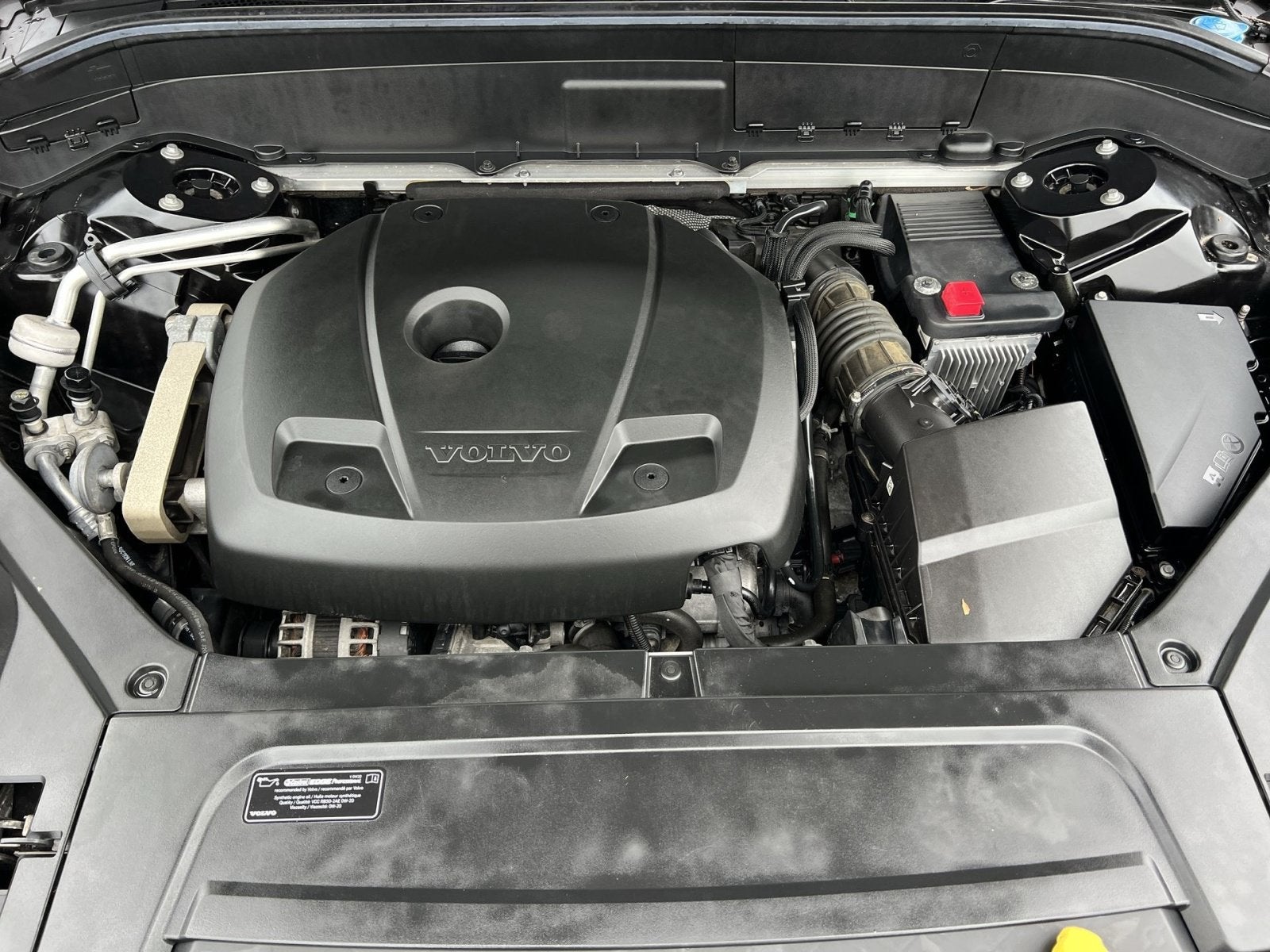 2017 Volvo XC90 T6 Momentum