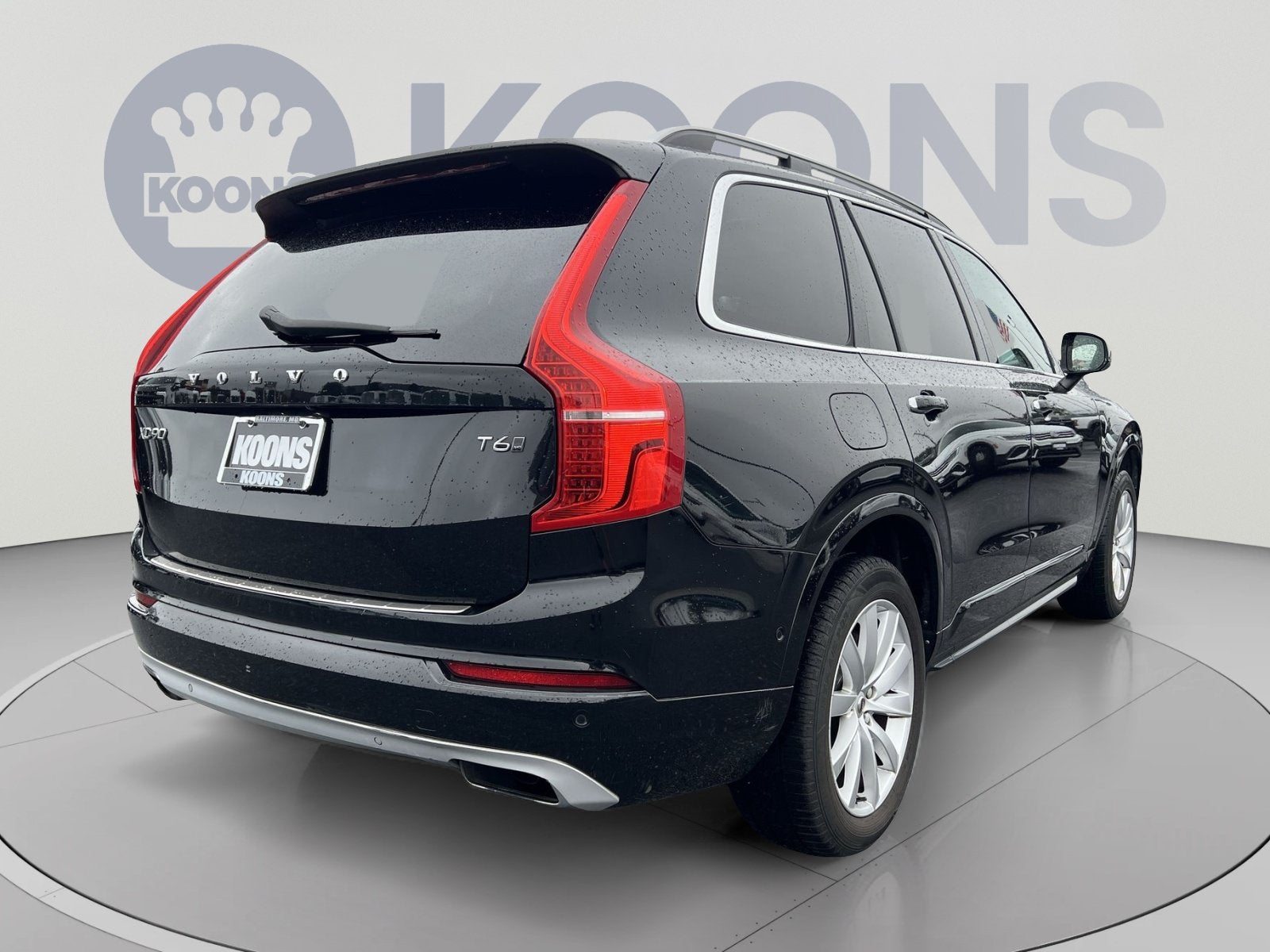 2017 Volvo XC90 T6 Momentum
