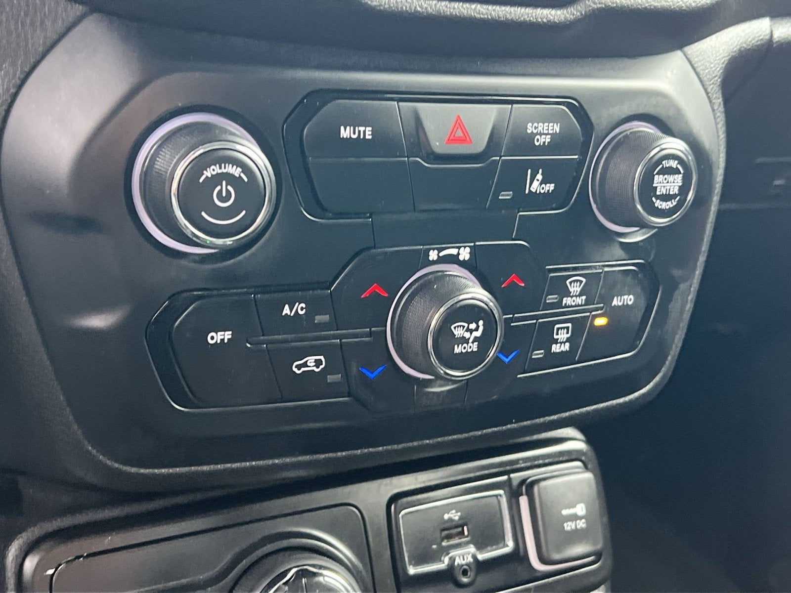 2023 Jeep Renegade Trailhawk