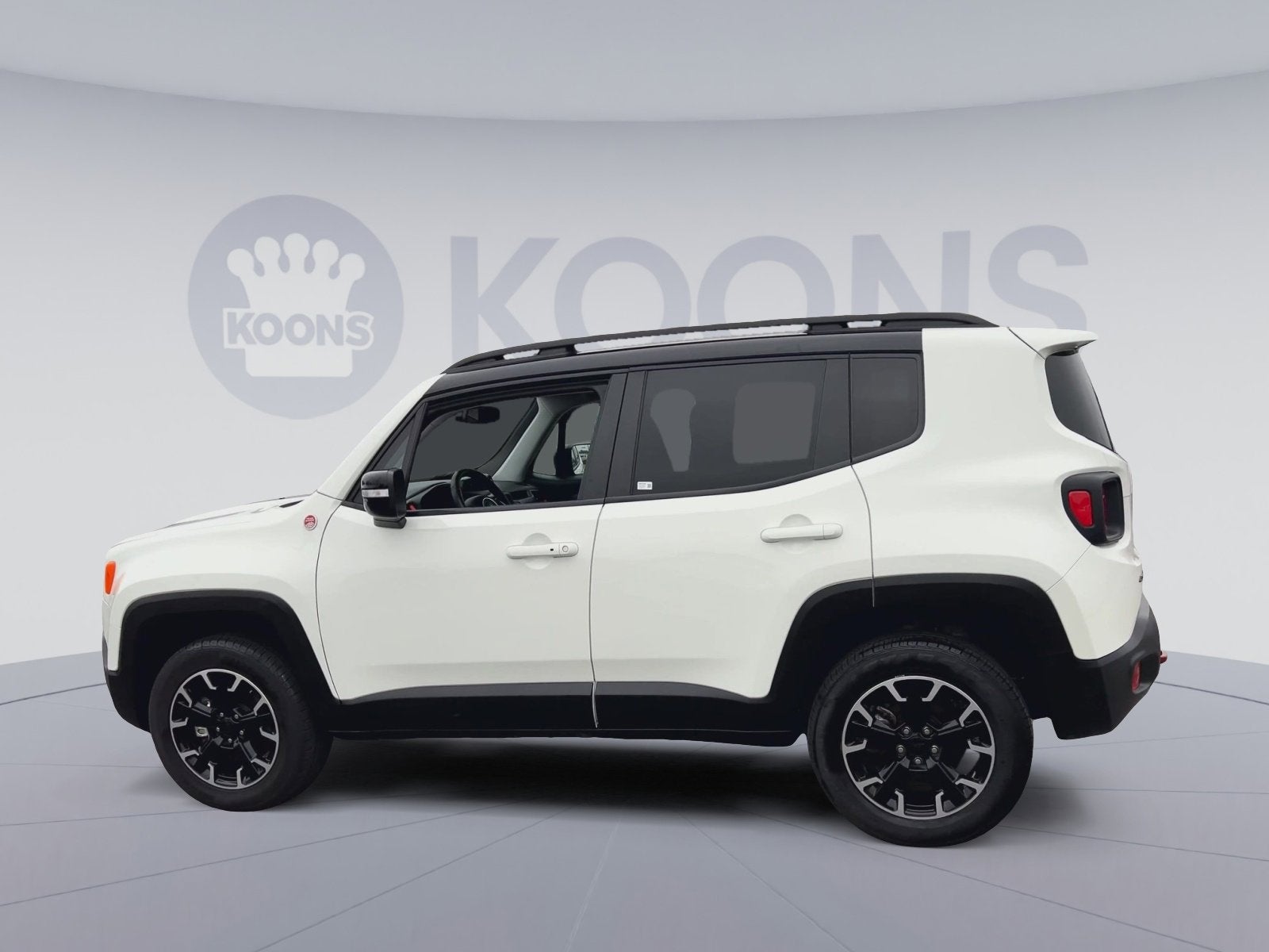 2023 Jeep Renegade Trailhawk