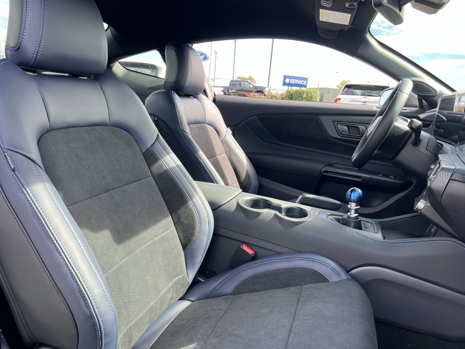 2025 Ford Mustang Dark Horse