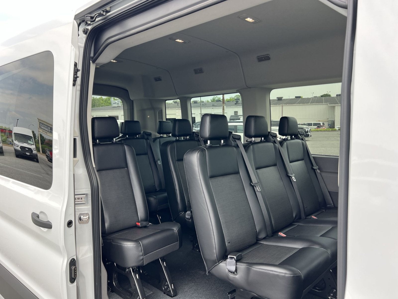 2026 Ford Transit-350 XL
