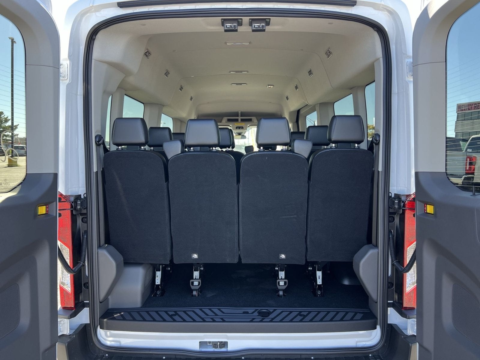 2027 Ford Transit-350 XL