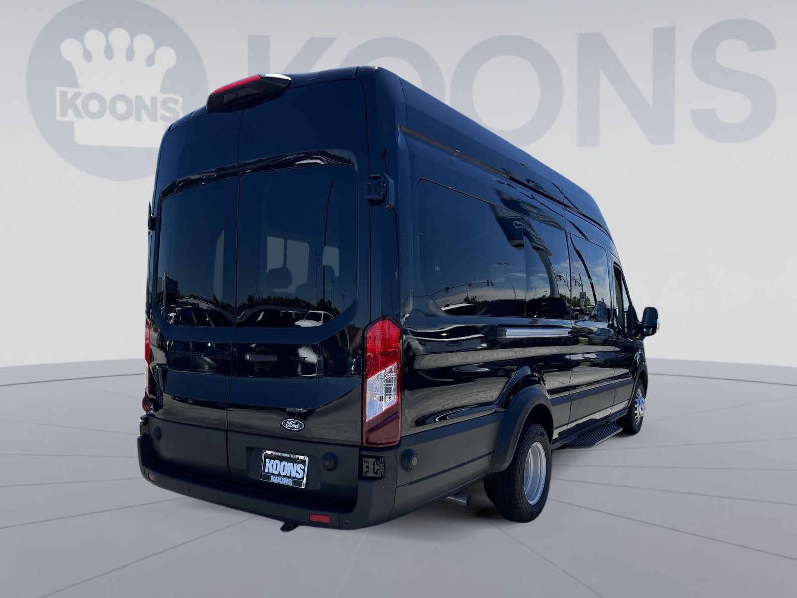 2026 Ford Transit-350 XLT