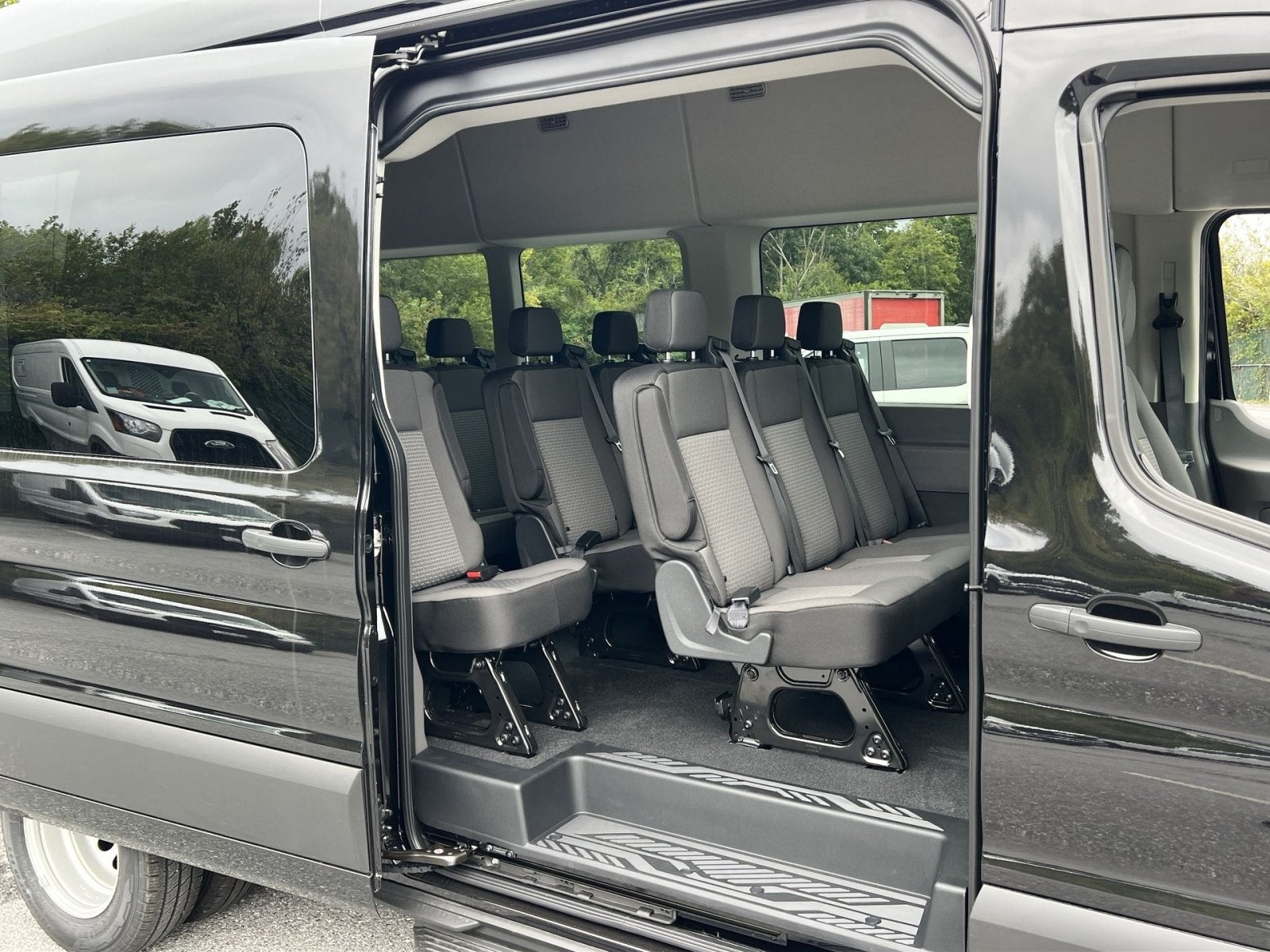 2027 Ford Transit-350 XLT