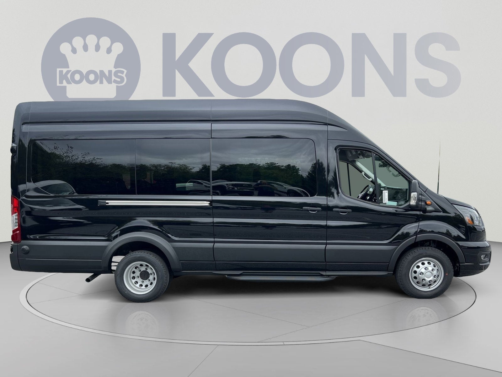 2027 Ford Transit-350 XLT