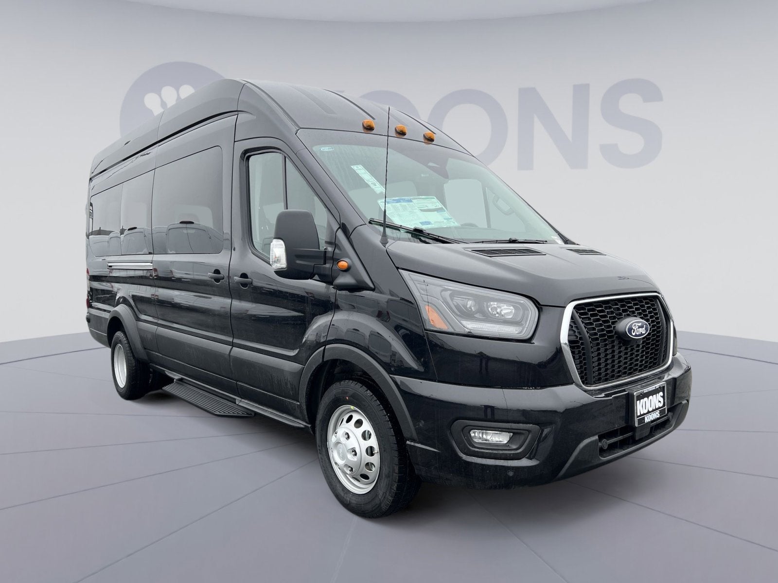 2026 Ford Transit-350 XLT