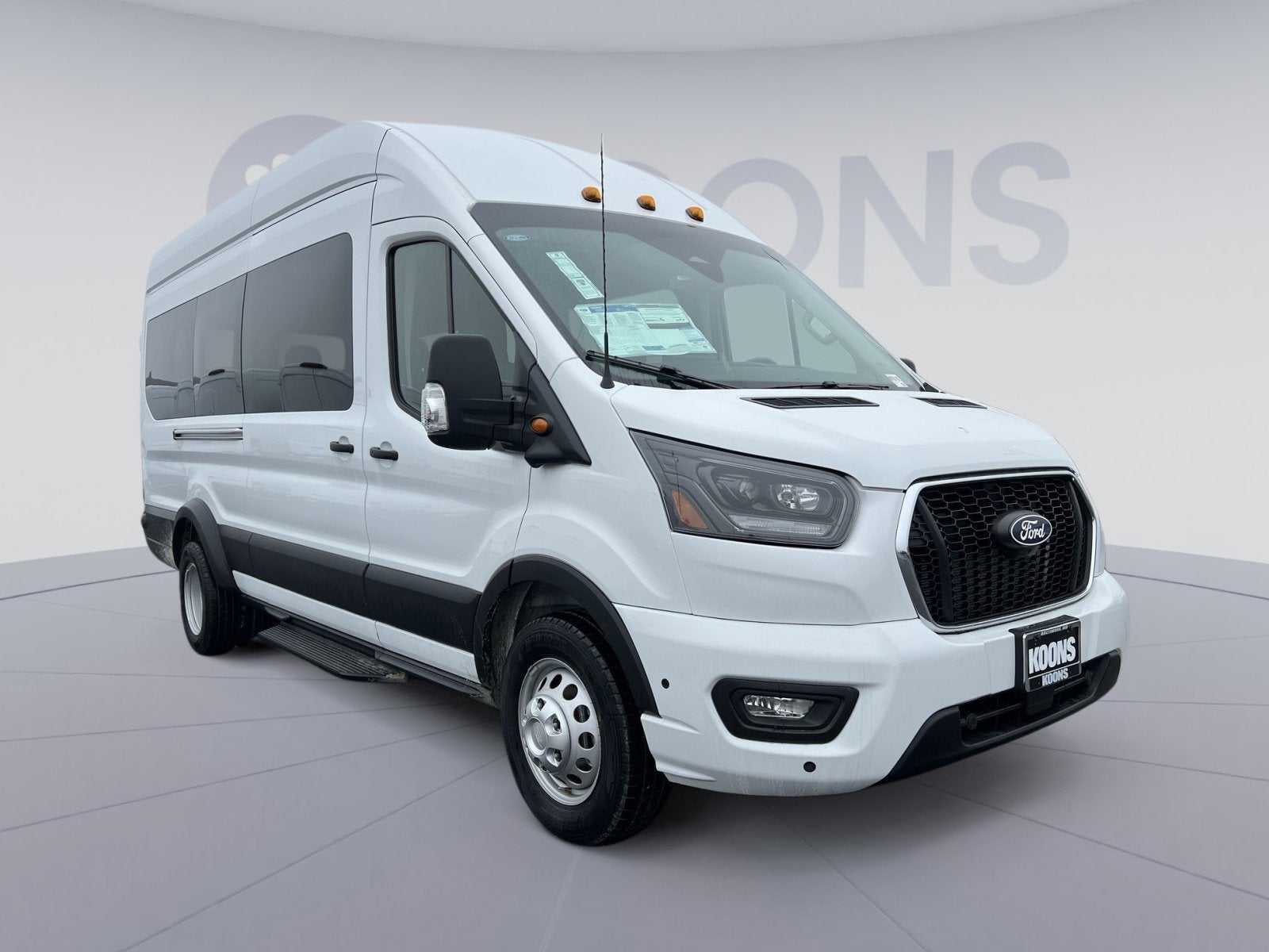 2026 Ford Transit-350 XLT