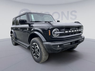 2026 Ford Bronco Outer Banks