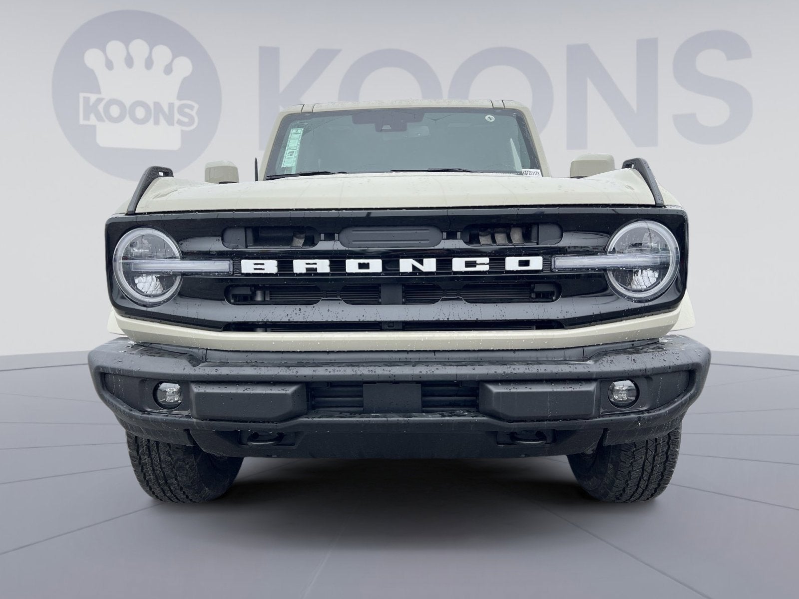 2026 Ford Bronco Outer Banks