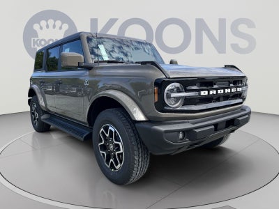 2026 Ford Bronco Outer Banks