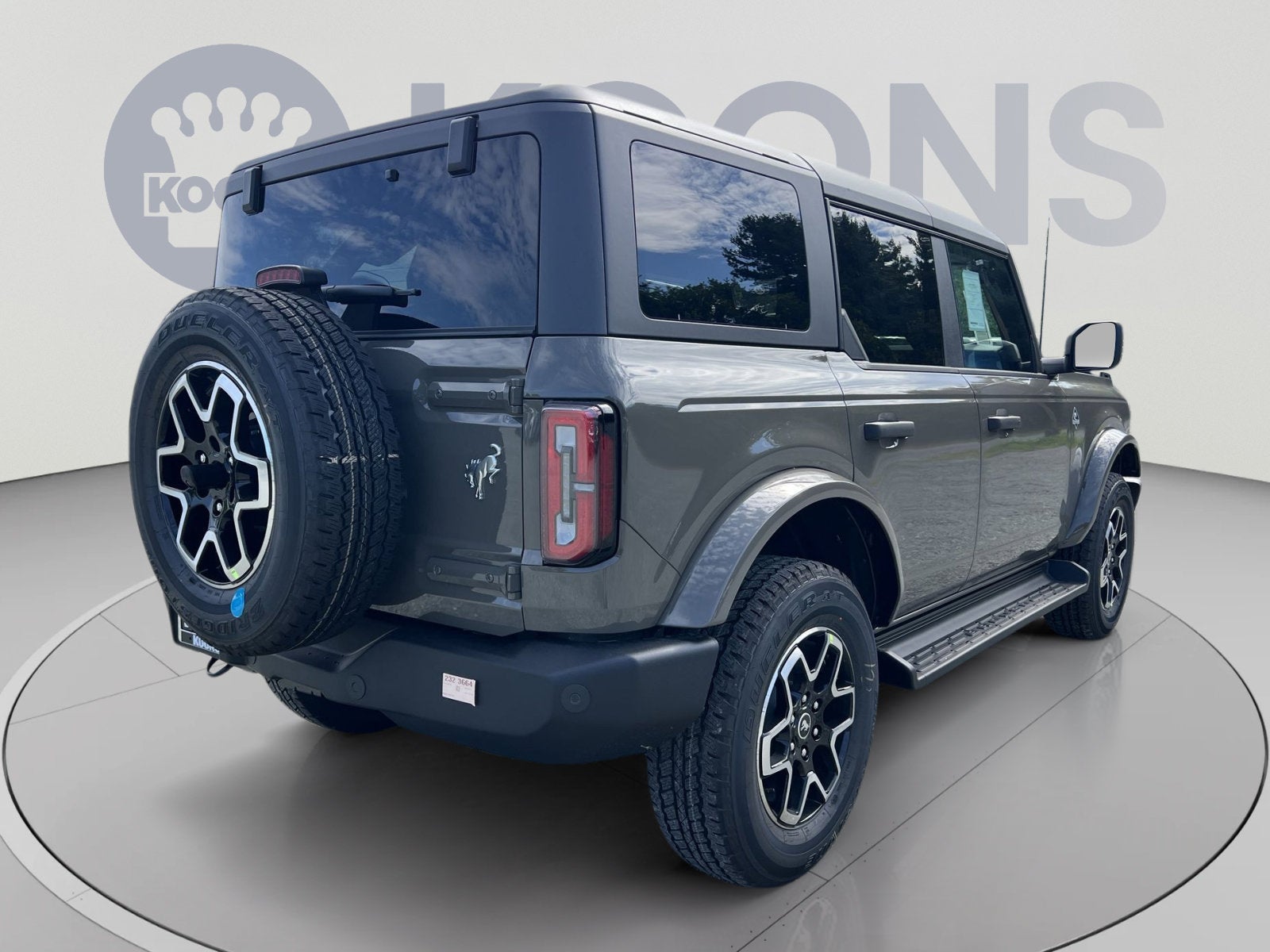 2026 Ford Bronco Outer Banks