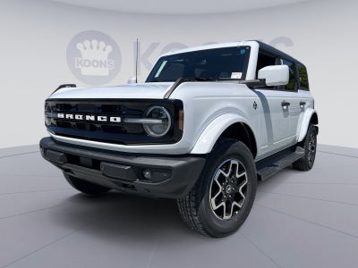 2026 Ford Bronco Outer Banks