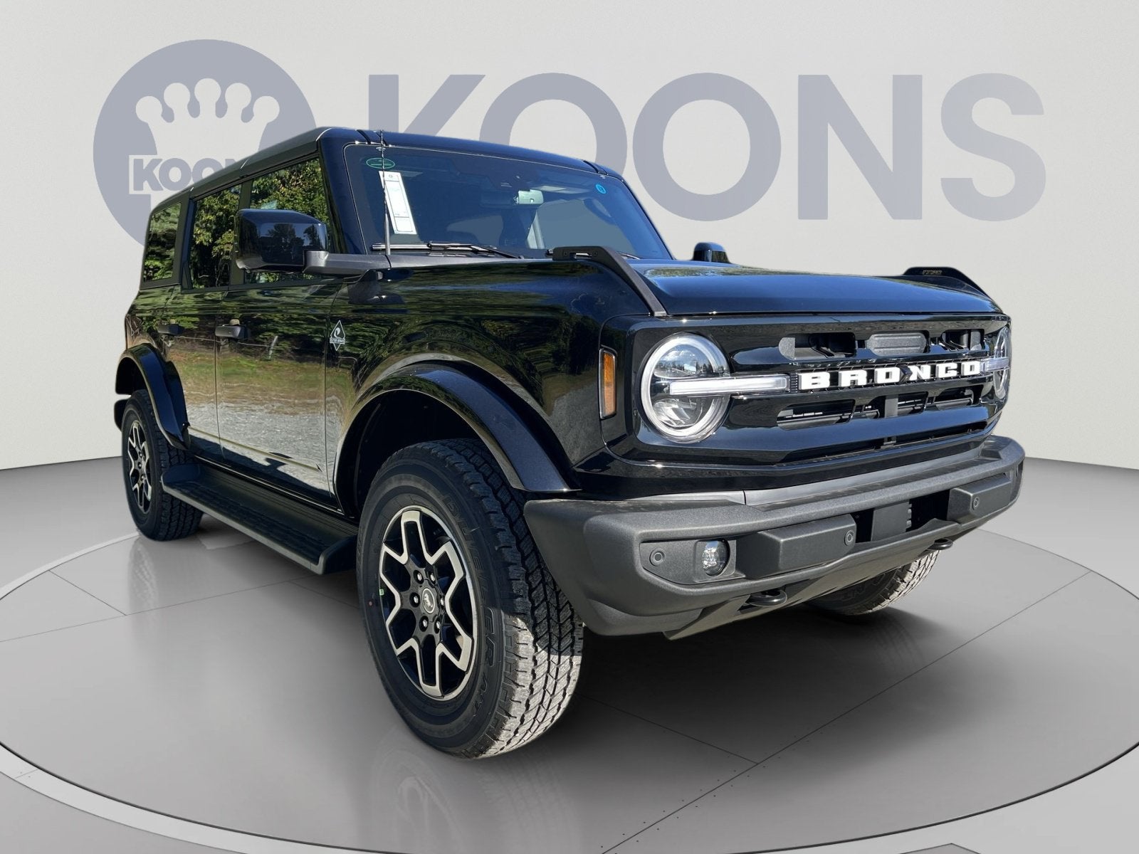 2026 Ford Bronco Outer Banks