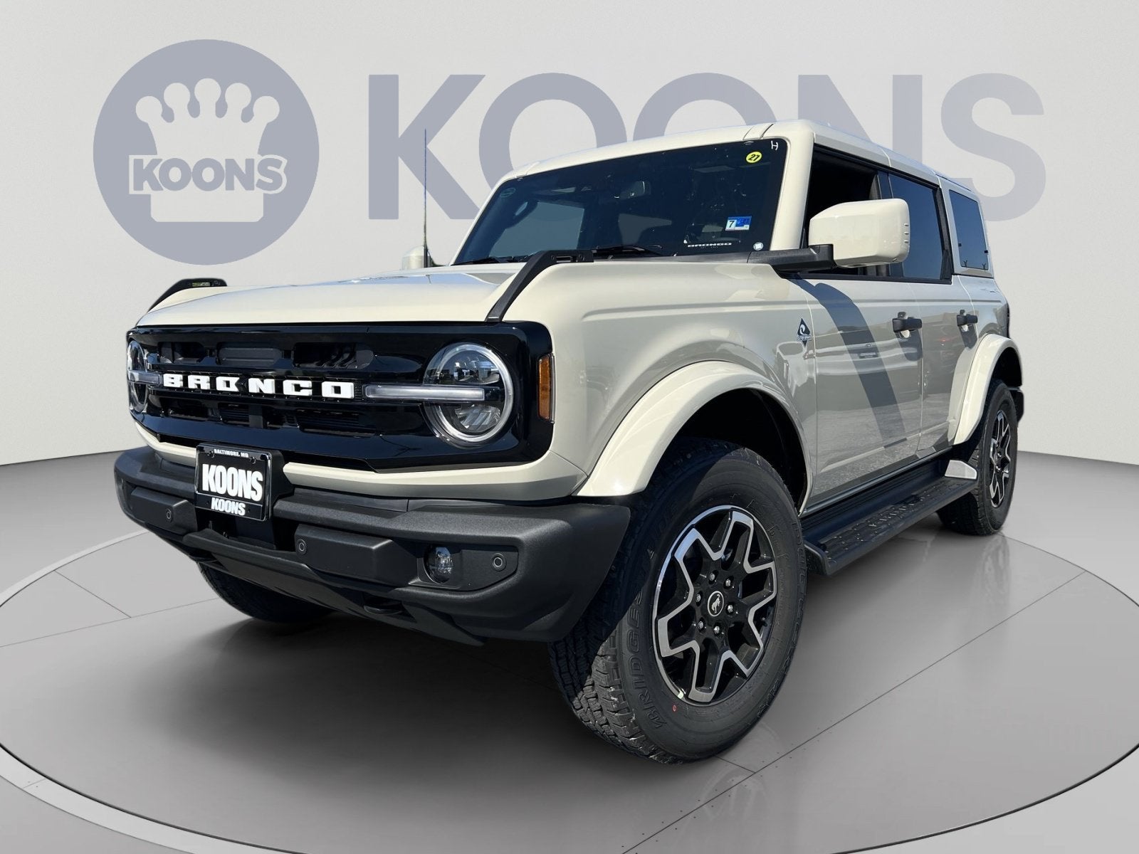 2026 Ford Bronco Outer Banks