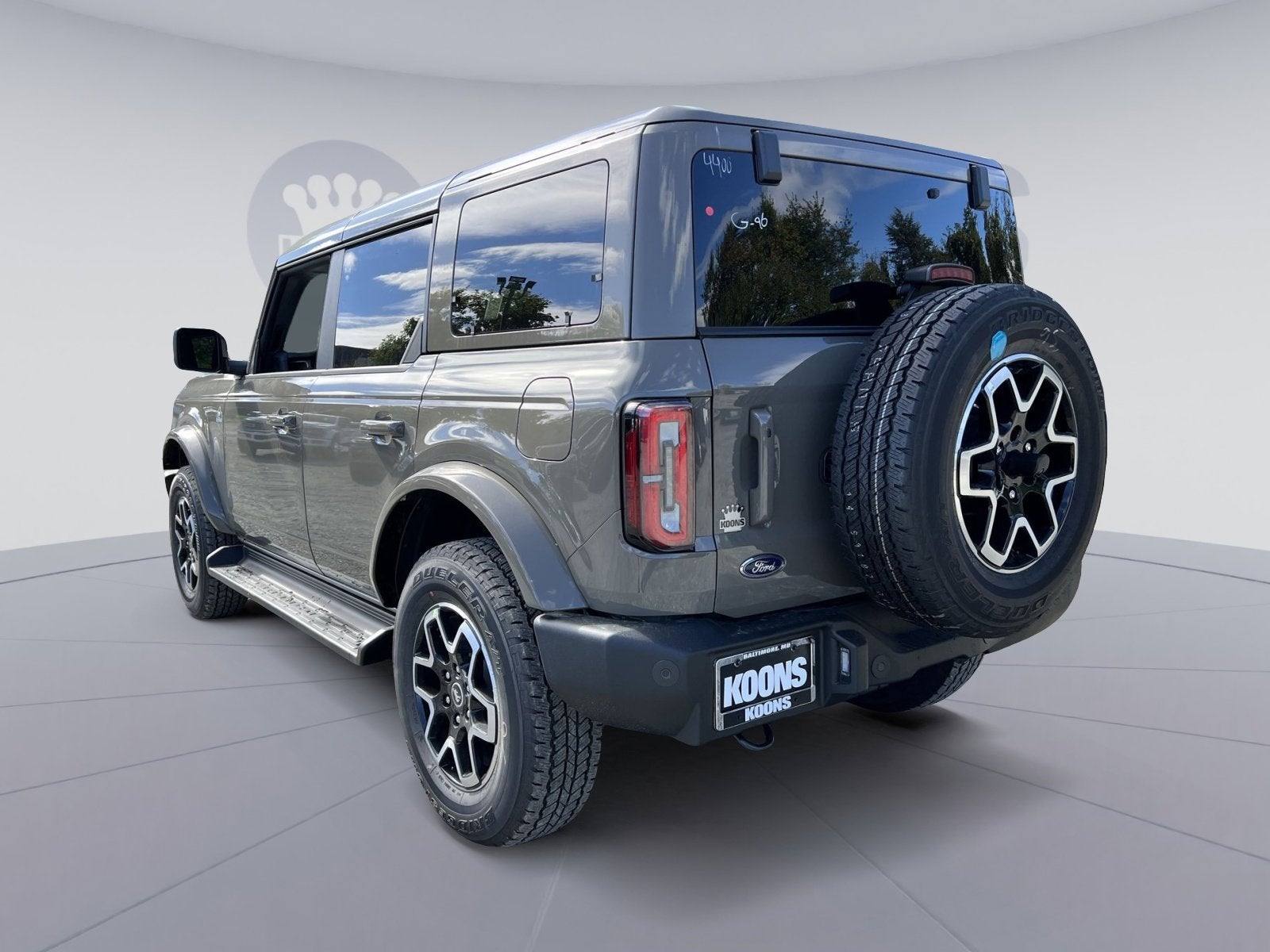 2025 Ford Bronco Outer Banks