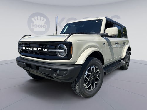 2026 Ford Bronco Outer Banks