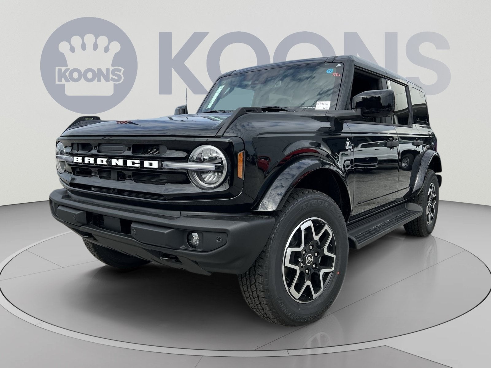 2026 Ford Bronco Outer Banks