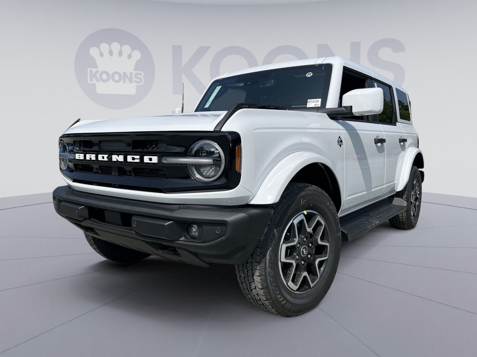 2026 Ford Bronco Outer Banks