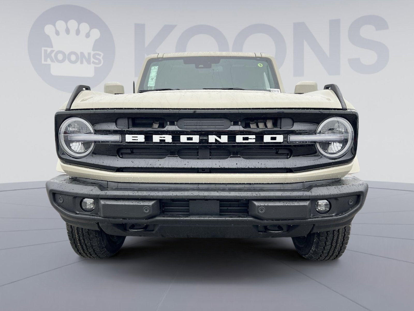 2026 Ford Bronco Outer Banks