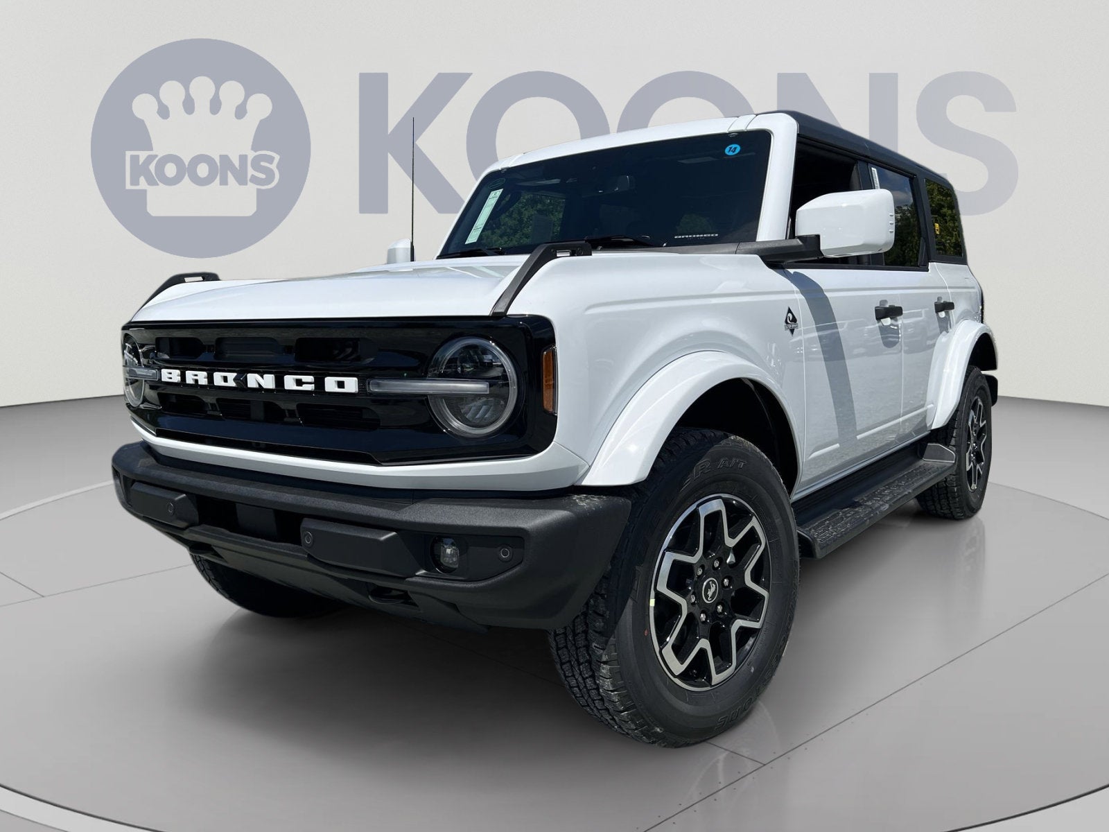 2026 Ford Bronco Outer Banks