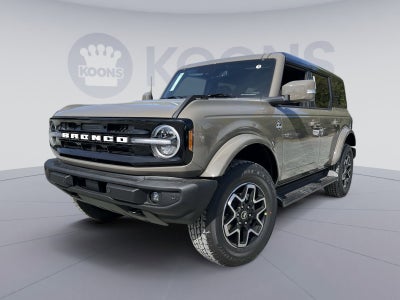 2025 Ford Bronco Outer Banks