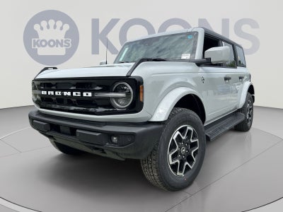 2026 Ford Bronco Outer Banks
