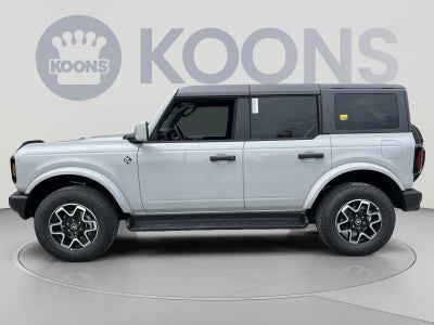 2026 Ford Bronco Outer Banks
