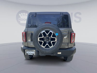2026 Ford Bronco Outer Banks