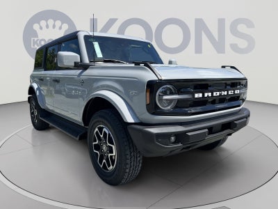 2026 Ford Bronco Outer Banks