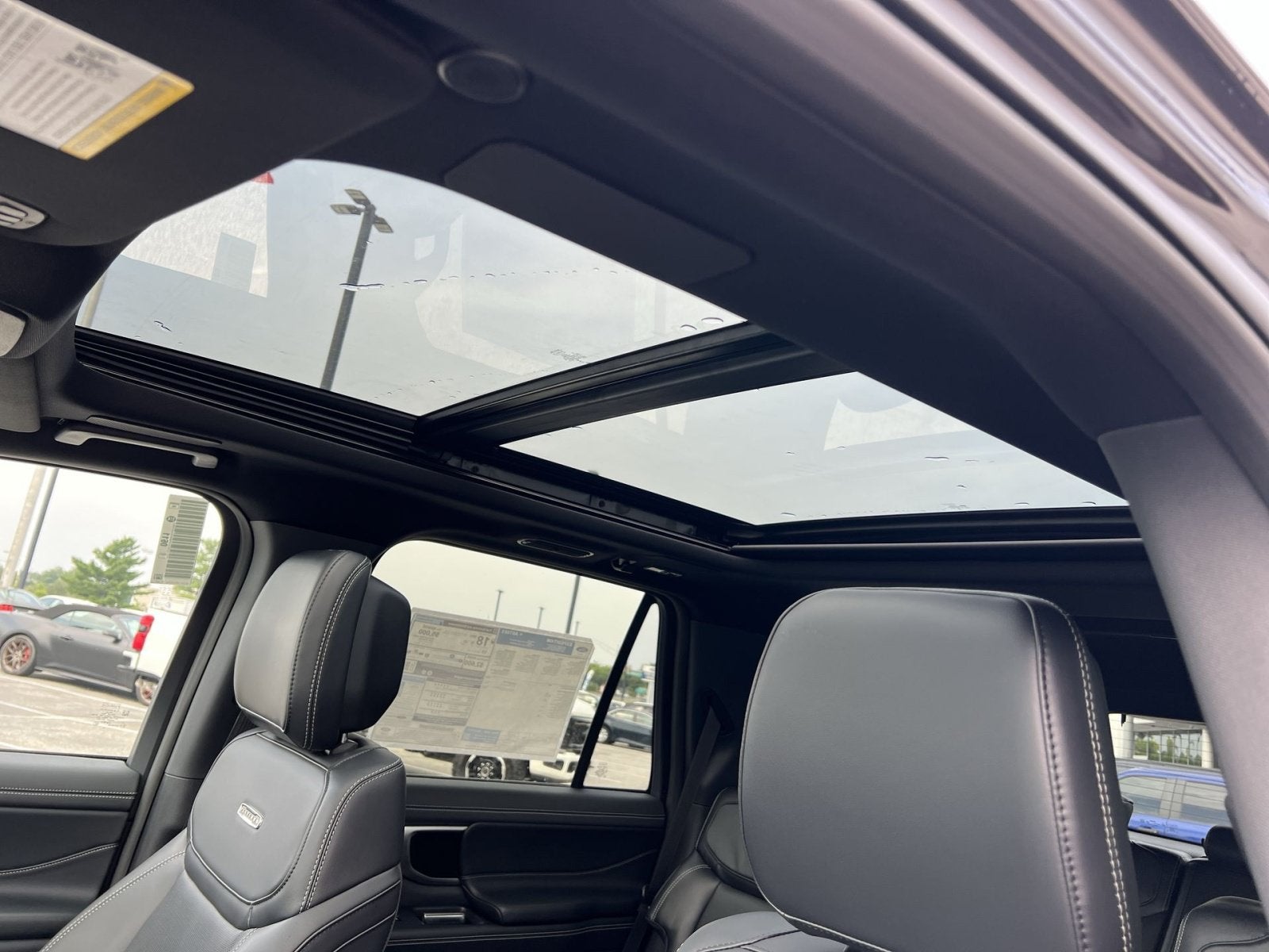 2027 Ford Expedition Platinum
