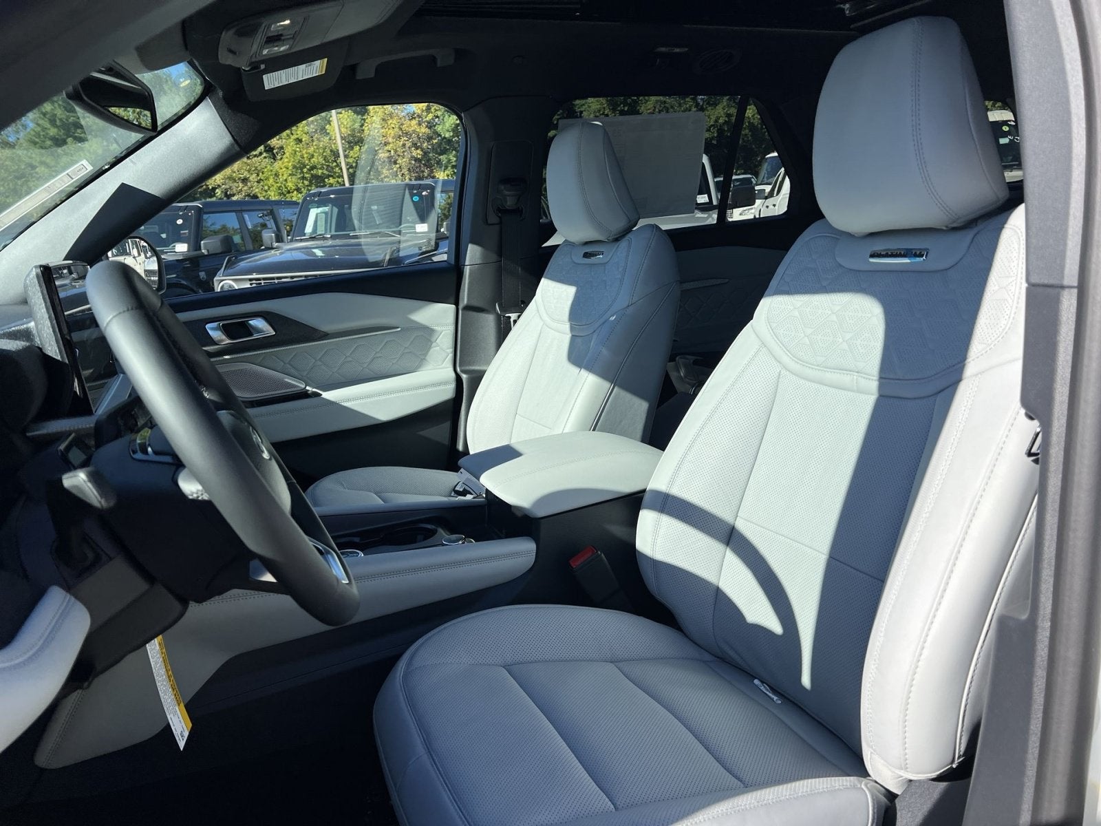 2027 Ford Explorer Platinum