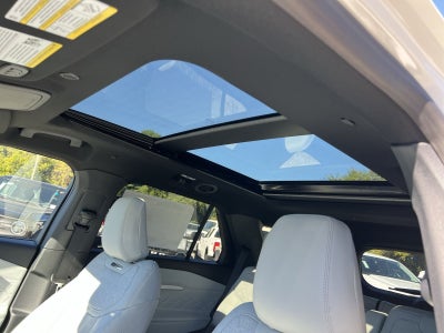2027 Ford Explorer Platinum