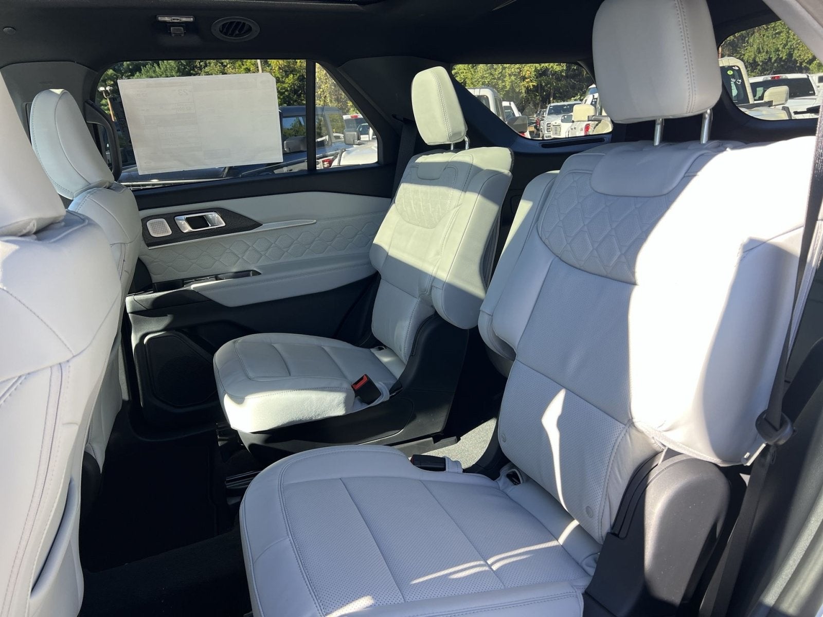 2027 Ford Explorer Platinum