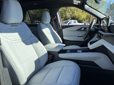 2027 Ford Explorer Platinum