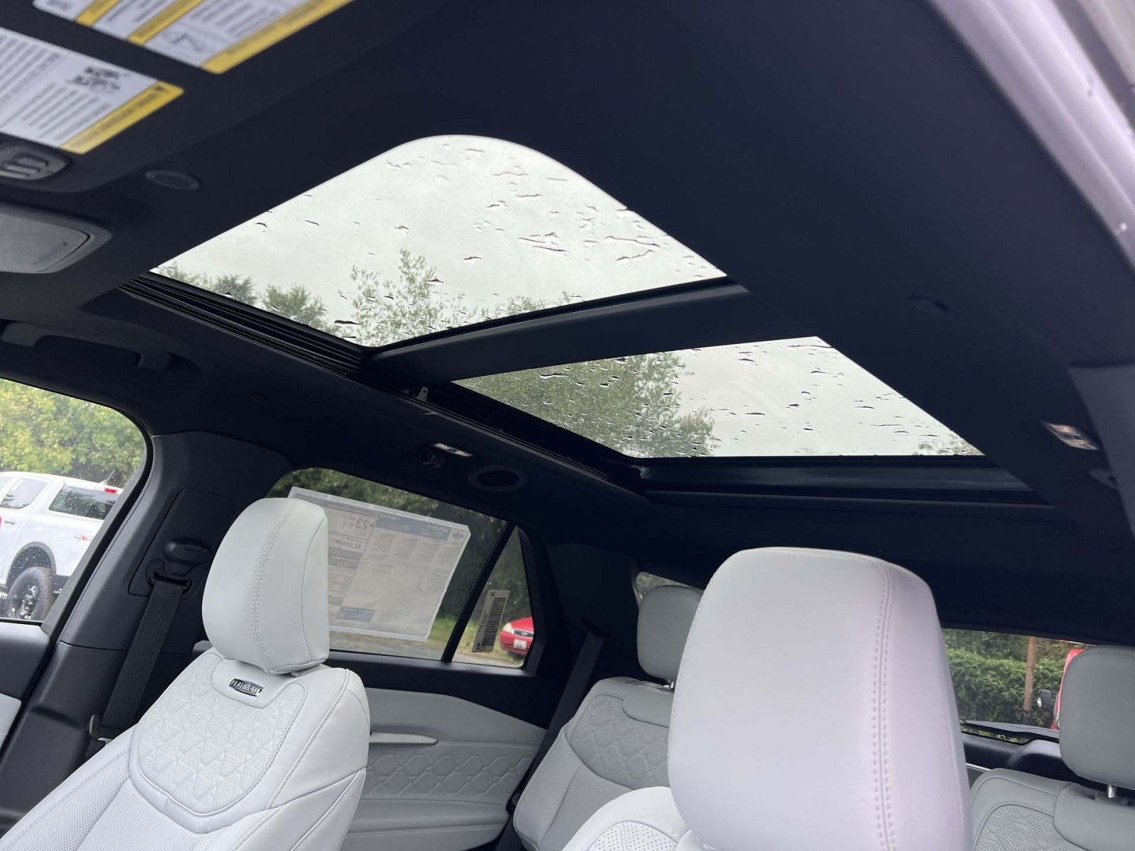 2027 Ford Explorer Platinum