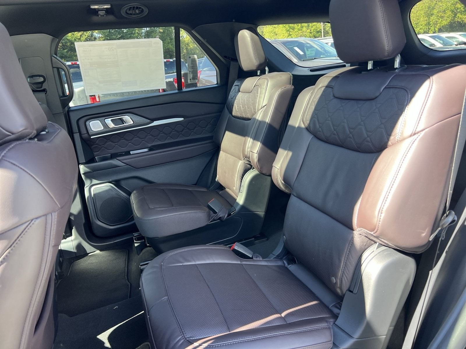 2027 Ford Explorer Platinum