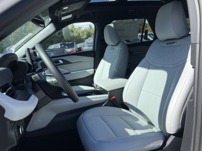 2027 Ford Explorer Platinum