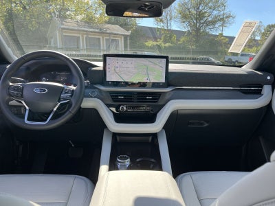2027 Ford Explorer Platinum